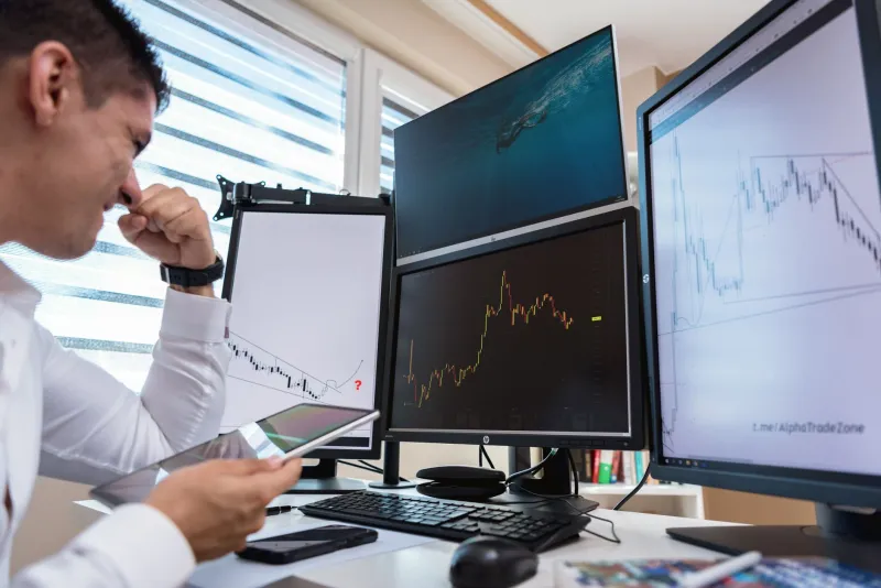 Locked-In Profit: The Mechanics of Cross-Platform Odds Arbitrage for Serious Players
